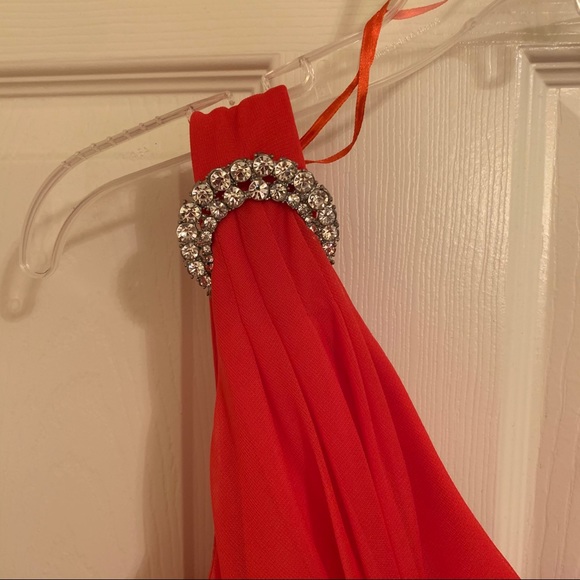 Semi-formal dress - Picture 2 of 6